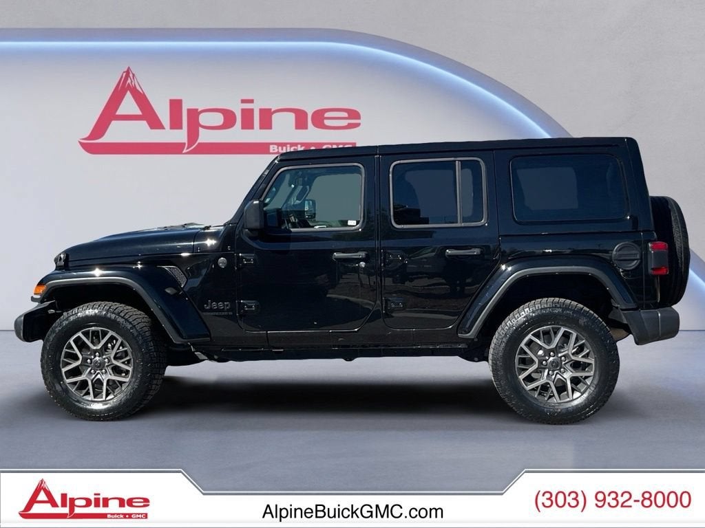 2025 Jeep Wrangler 4-Door Sahara 4x4
