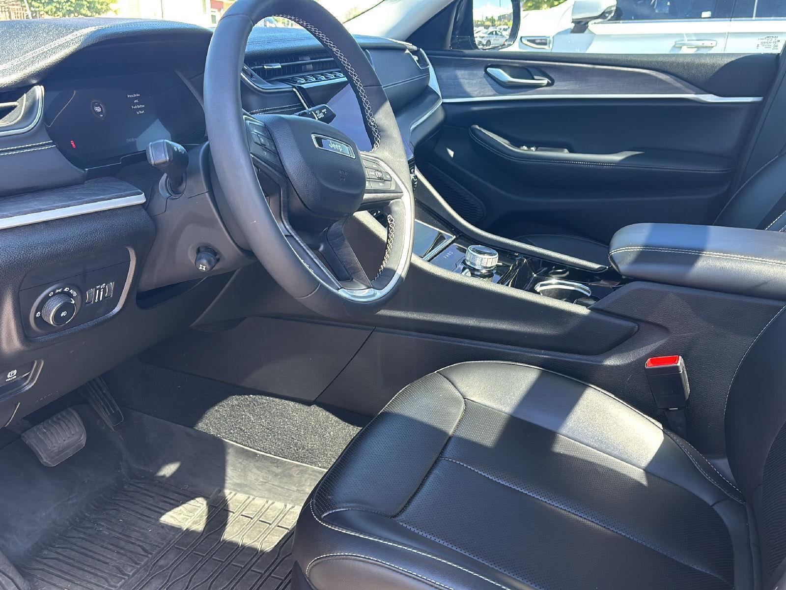 2023 Jeep Grand Cherokee L Limited 4x4