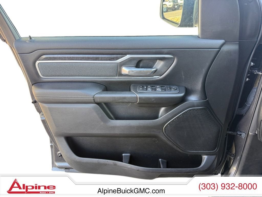 2022 RAM 1500 Big Horn Crew Cab 4x4 5'7" Box