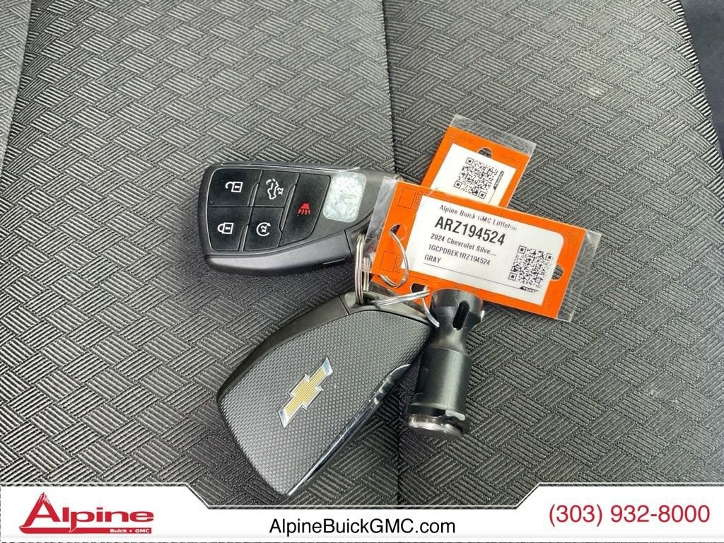 2024 Chevrolet Silverado 1500 Custom