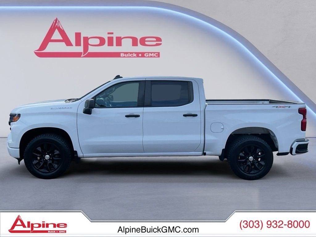 2022 Chevrolet Silverado 1500 Custom