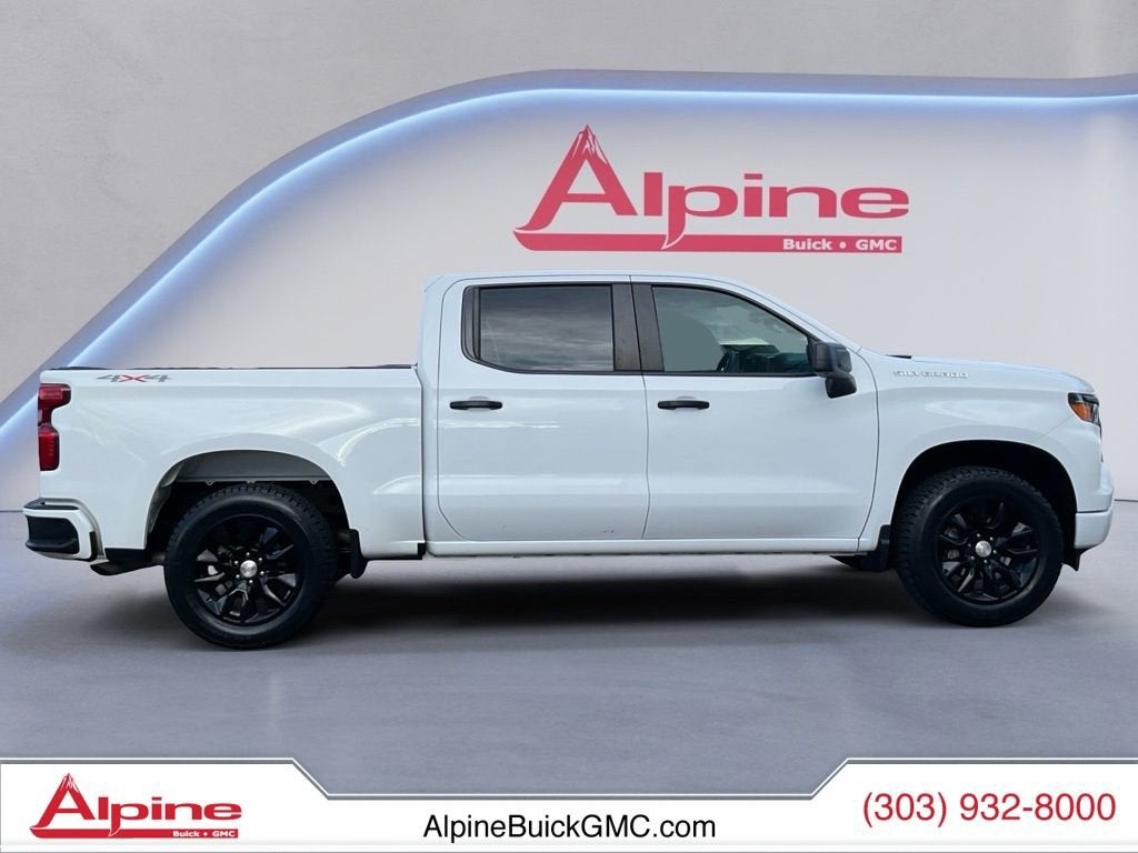 2022 Chevrolet Silverado 1500 Custom