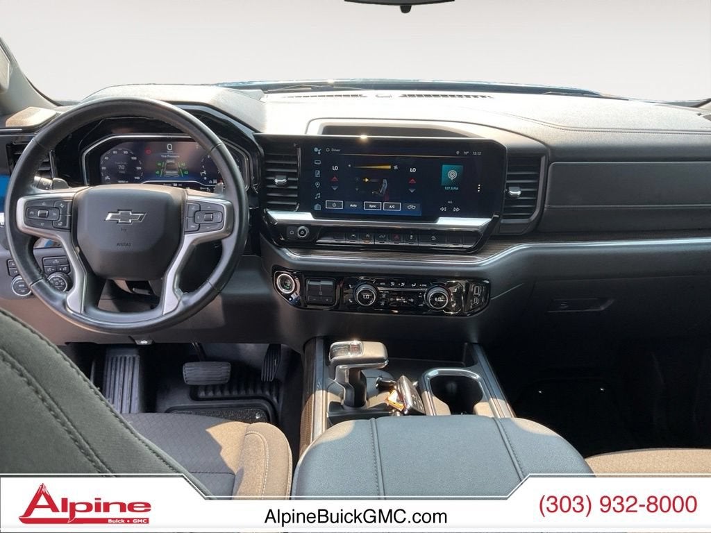 2024 Chevrolet Silverado 1500 RST