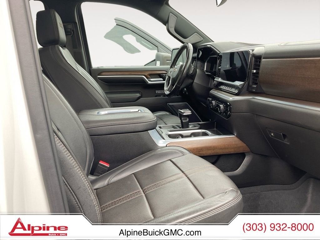 2022 Chevrolet Silverado 1500 High Country