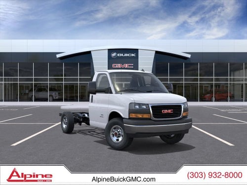 2025 GMC Savana Cutaway 3500 1WT