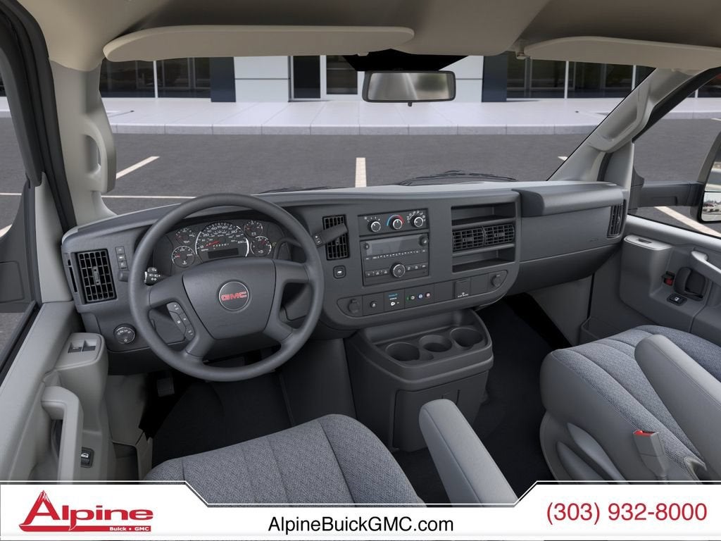 2025 GMC Savana Cutaway 3500 1WT