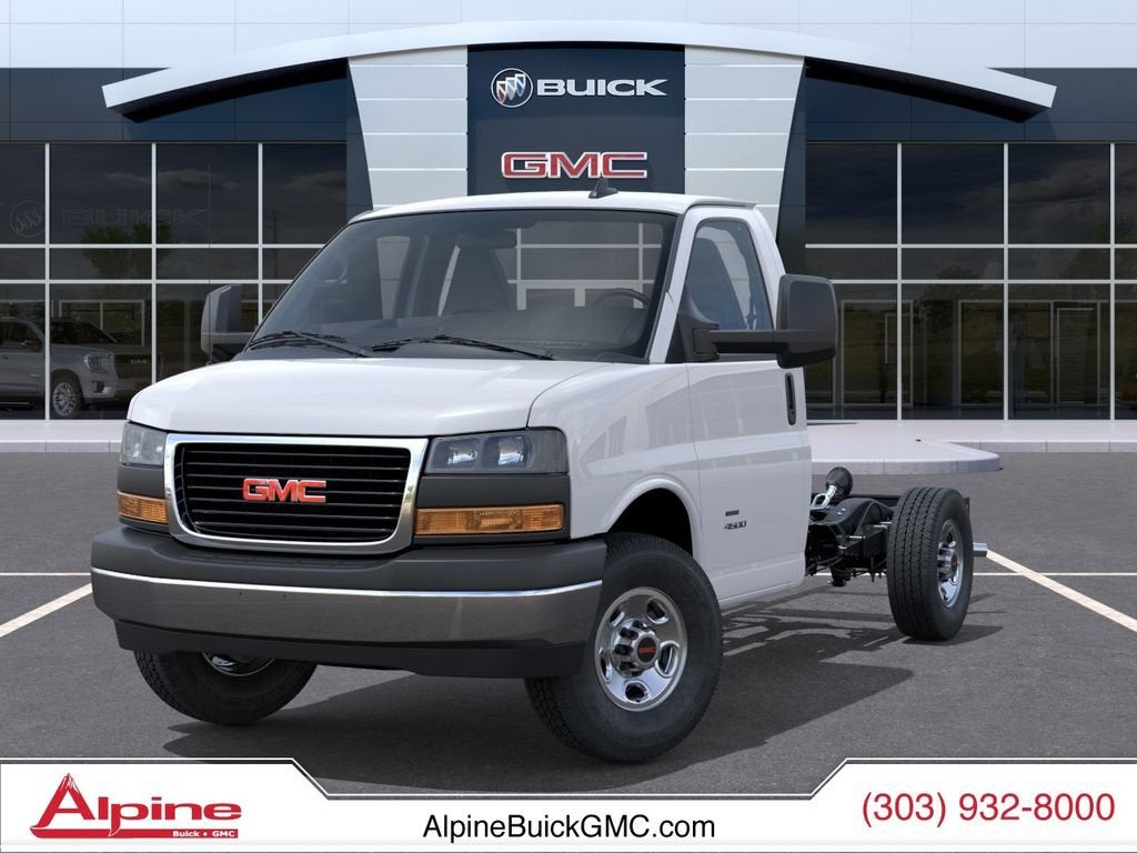 2025 GMC Savana Cutaway 3500 1WT