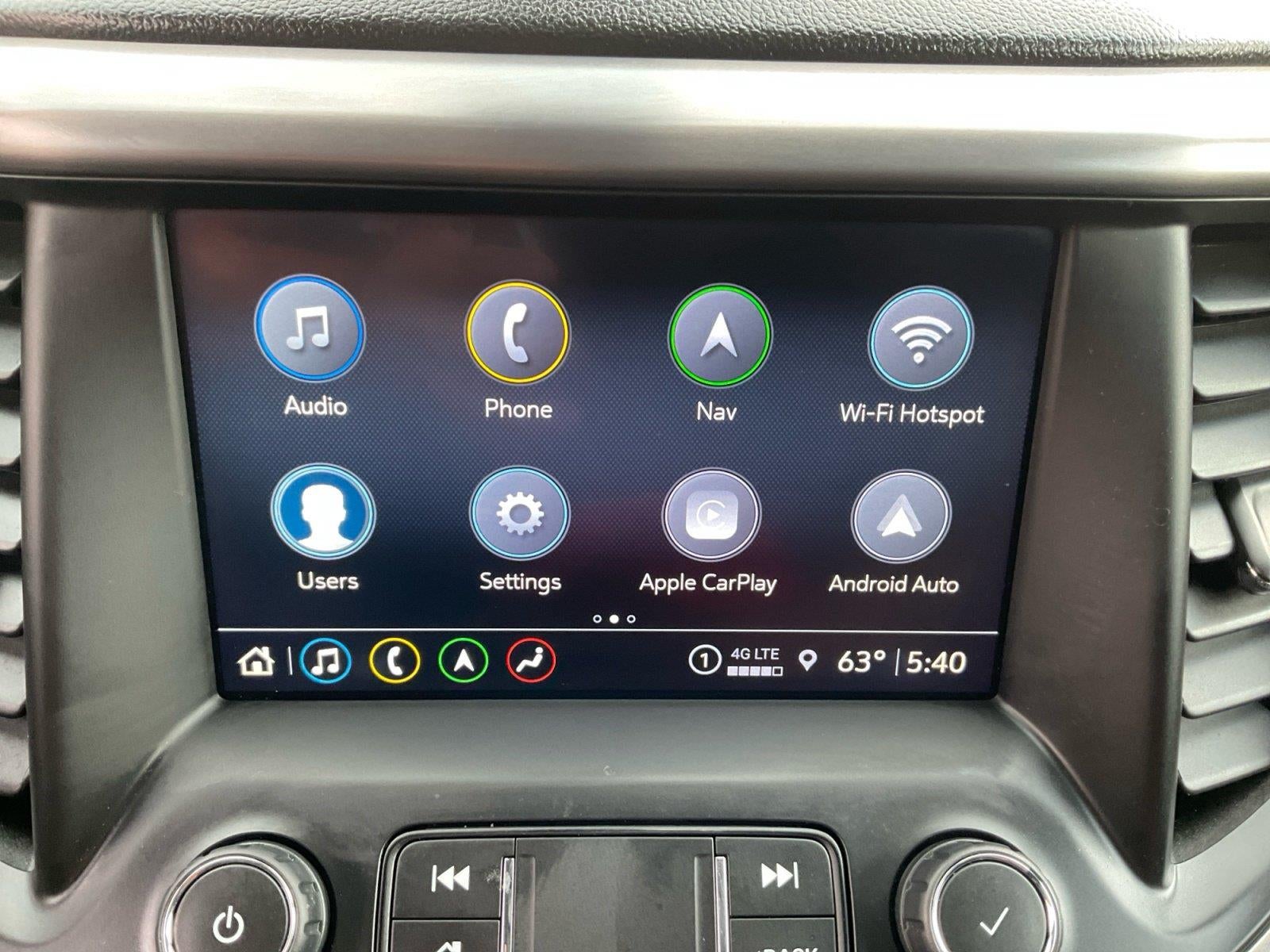 2021 GMC Acadia AT4