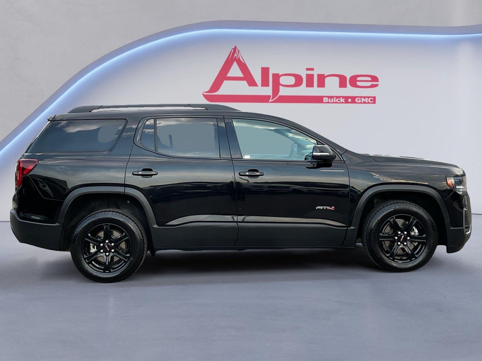2021 GMC Acadia AT4