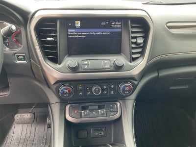 2022 GMC Acadia AT4