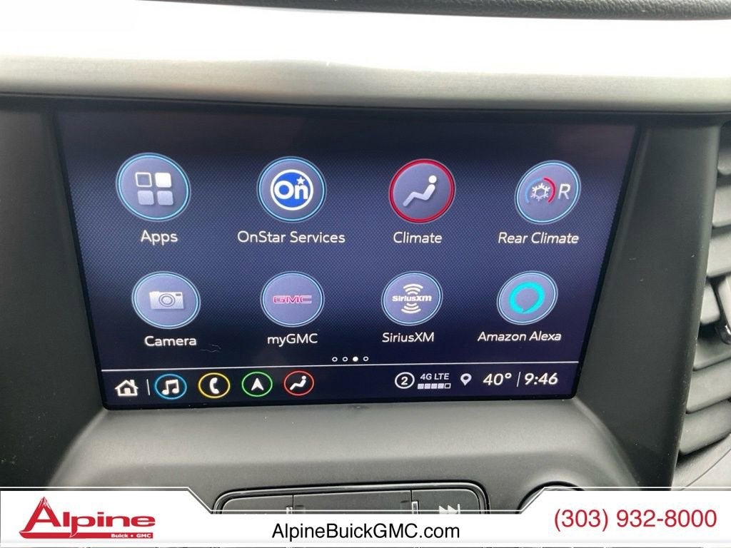 2023 GMC Acadia SLT