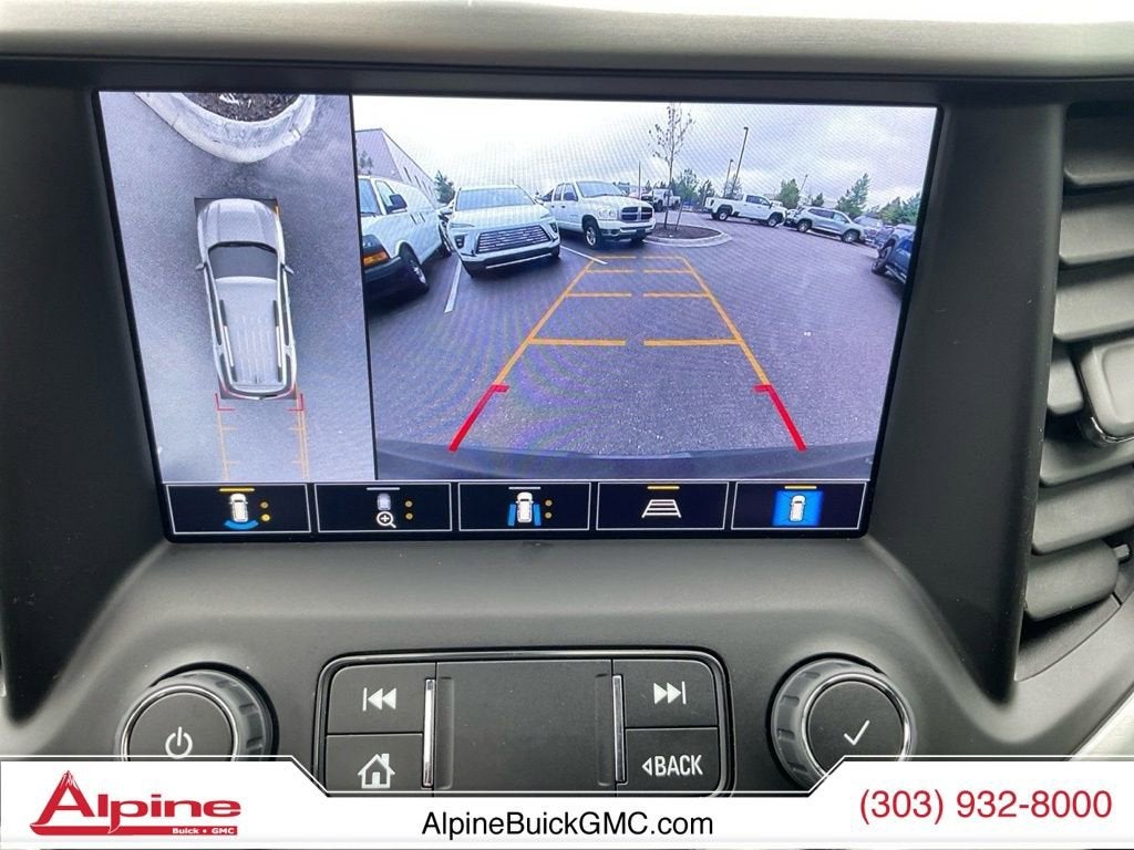 2023 GMC Acadia SLT