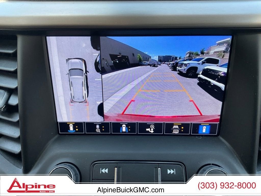 2023 GMC Acadia Denali