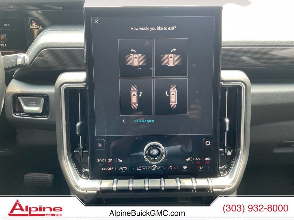 2025 GMC Yukon Elevation