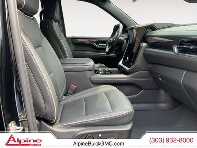2025 GMC Yukon Elevation