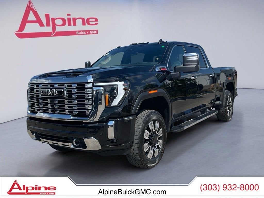2024 GMC Sierra Denali 4WD Crew Cab Standard Box's photo