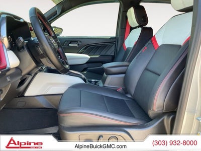 2025 GMC Canyon AT4