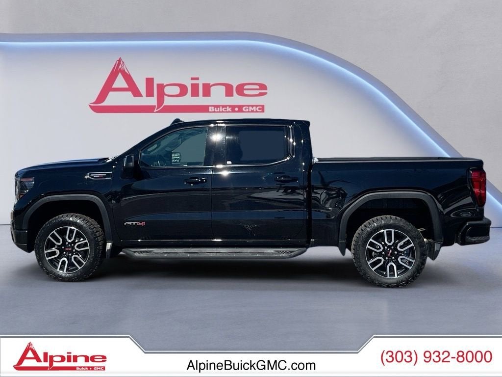 2025 GMC Sierra 1500 AT4