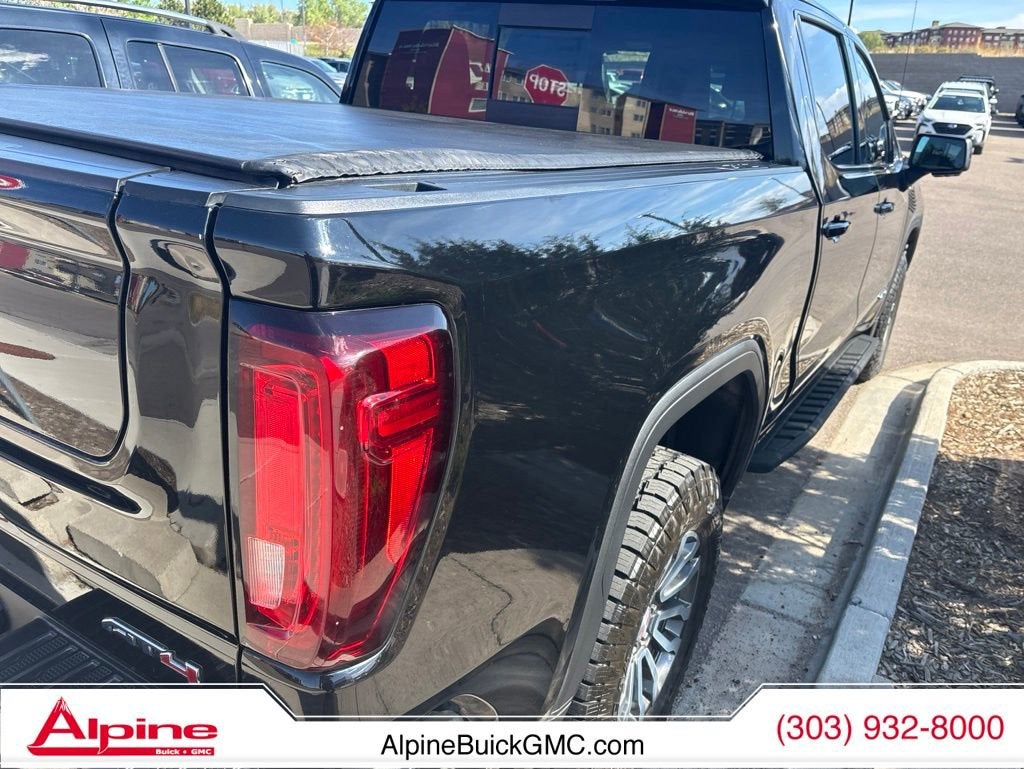 2023 GMC Sierra 1500 AT4