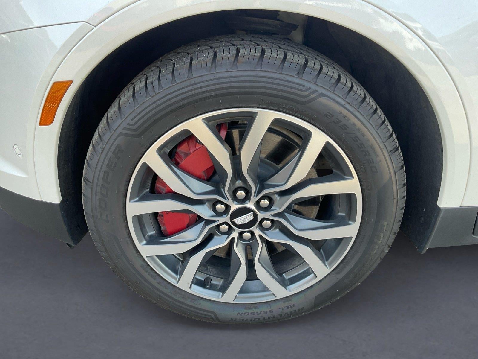 2023 Cadillac XT5 Sport - Photo 14