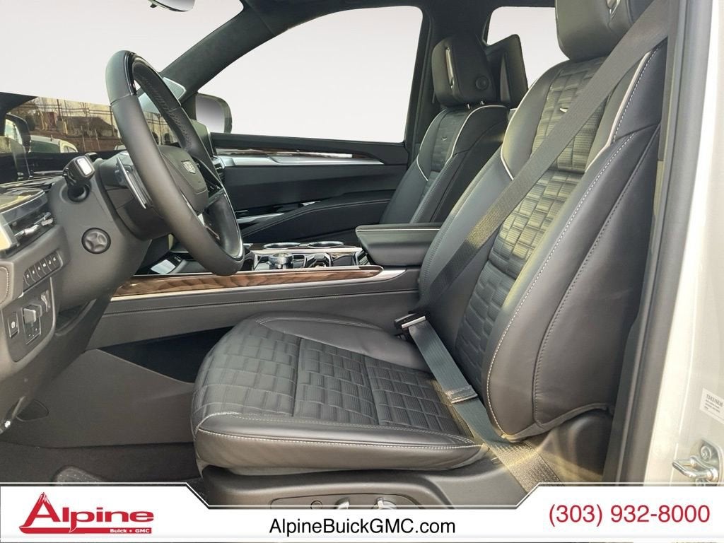 2025 Cadillac Escalade Sport Platinum