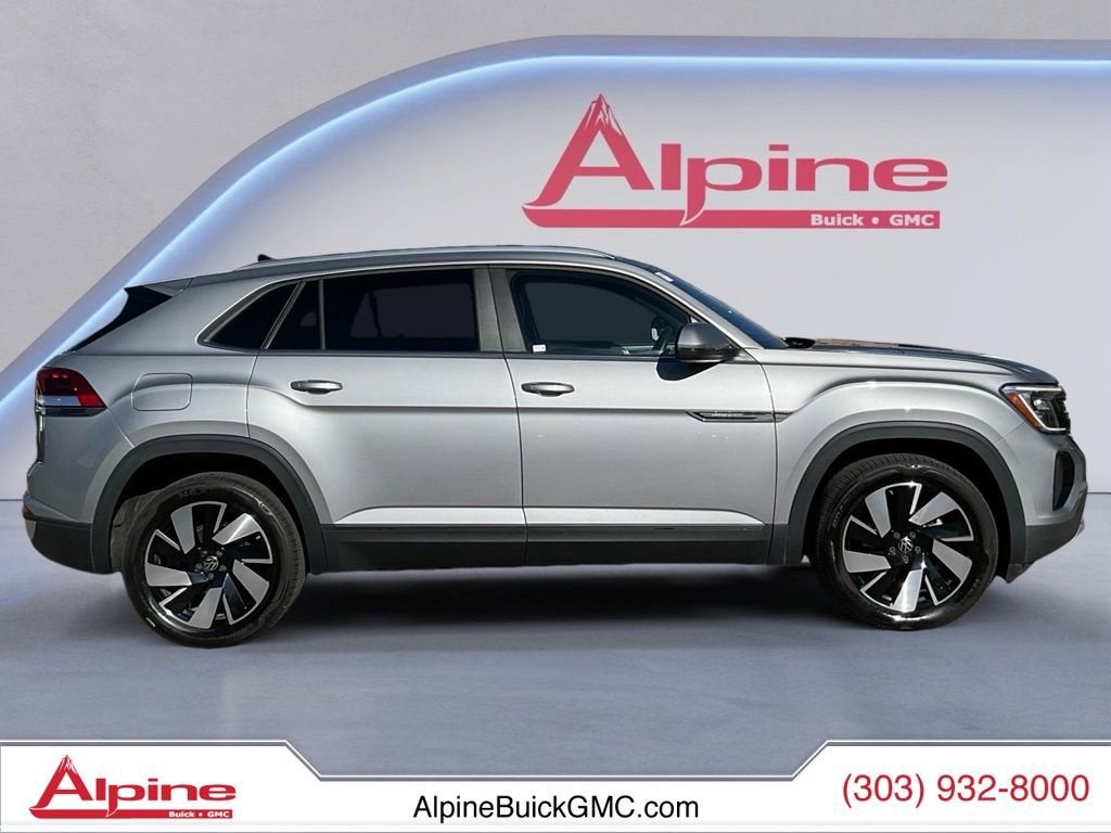2025 Volkswagen Atlas Cross Sport 2.0T SE w/Technology