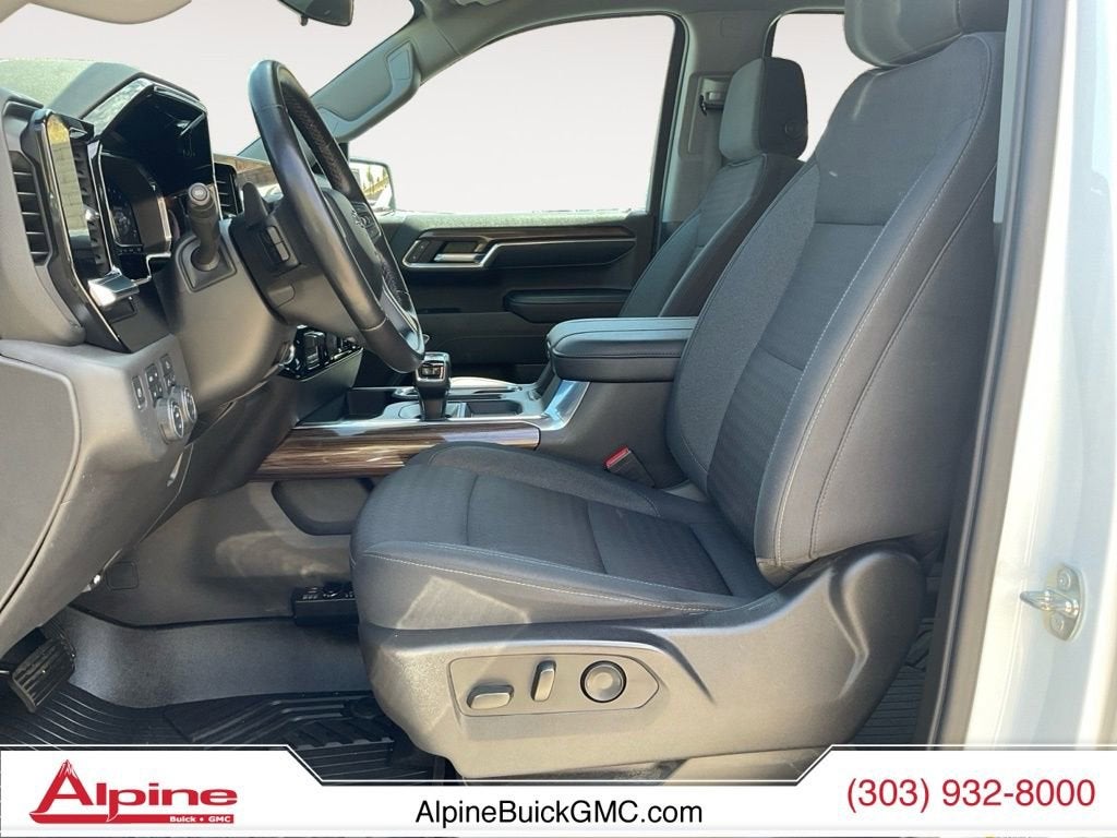 2023 Chevrolet Silverado 1500 LT Trail Boss - Photo 11