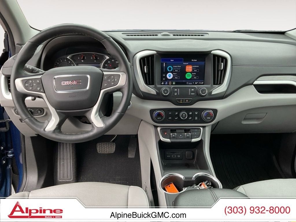 2023 GMC Terrain SLT