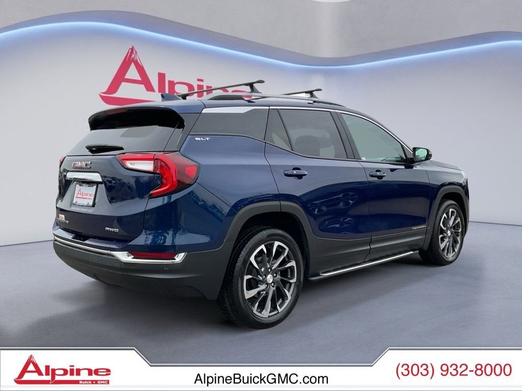 2023 GMC Terrain SLT
