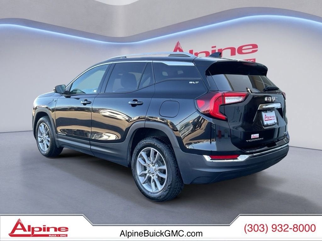2024 GMC Terrain SLT