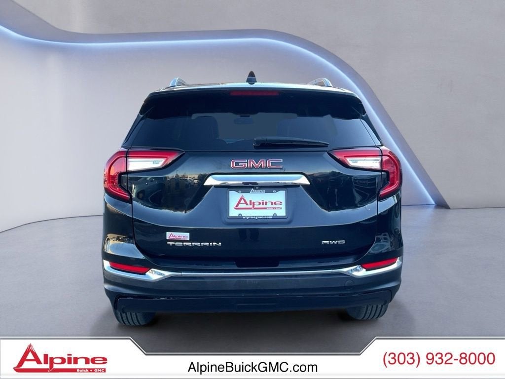 2023 GMC Terrain SLT