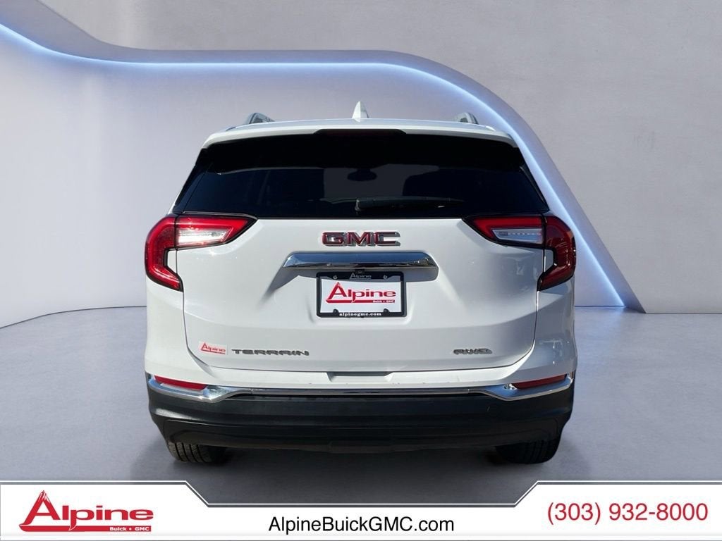 2023 GMC Terrain SLT