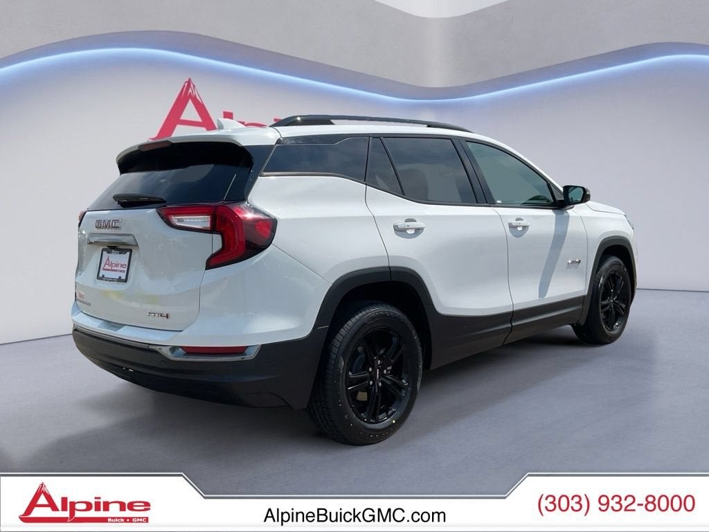 2024 GMC Terrain AT4