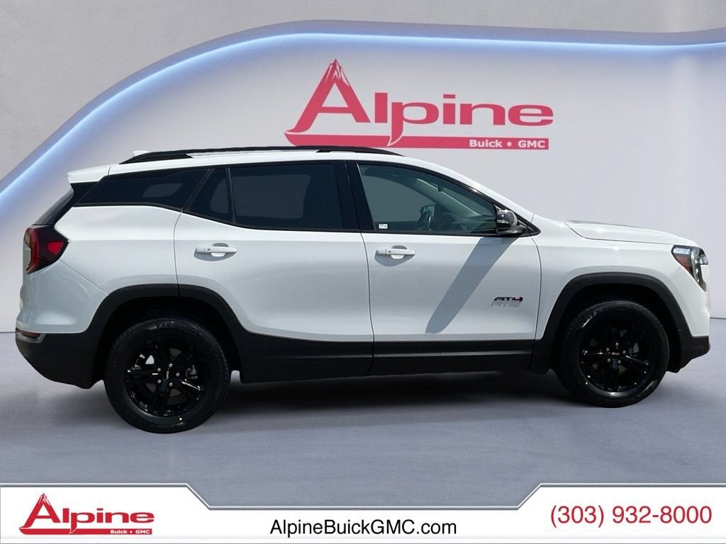 2024 GMC Terrain AT4