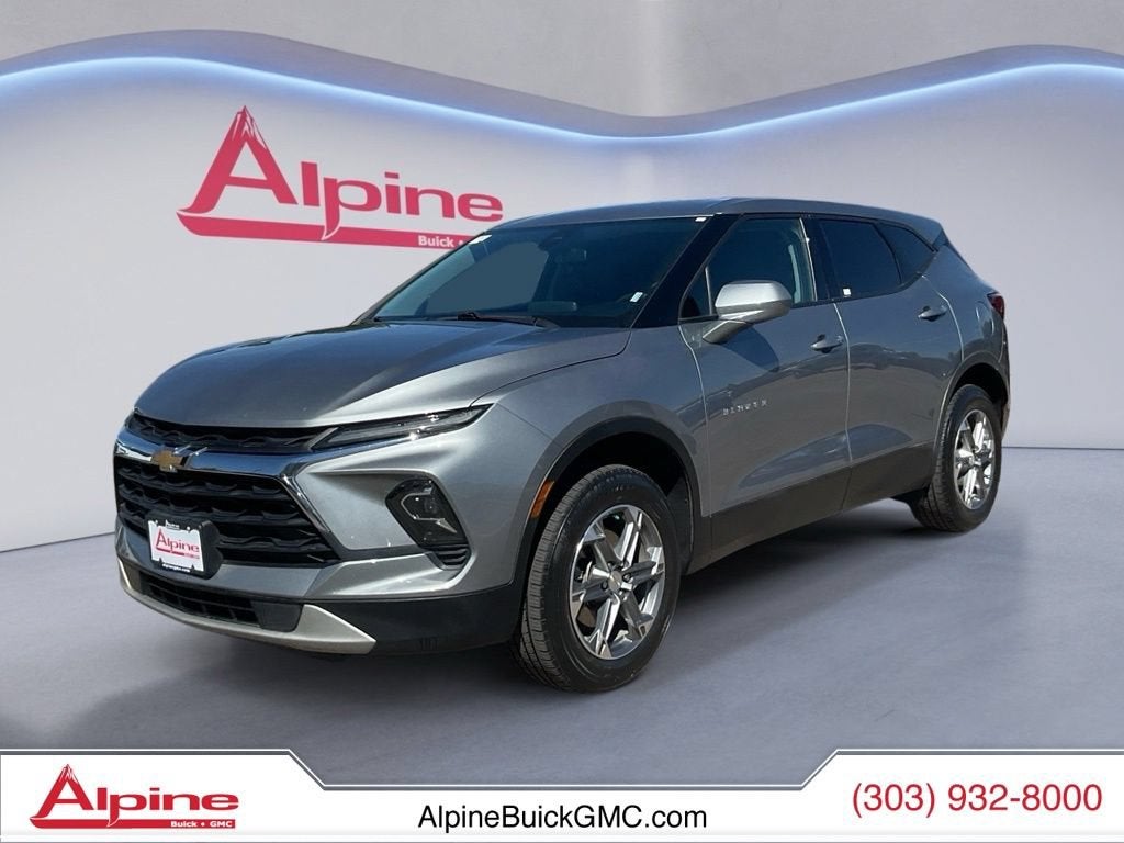 2023 Chevrolet Blazer 2.0T 2LT AWD's photo