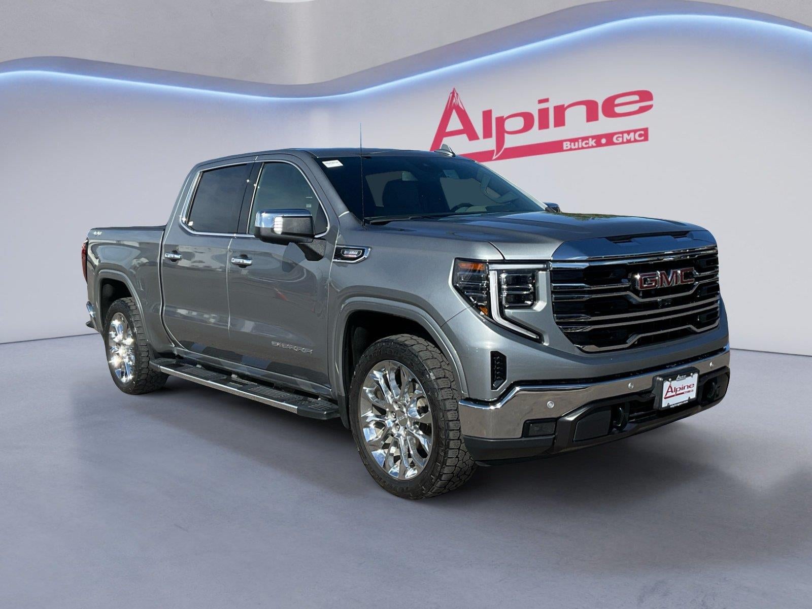 2024 GMC Sierra 1500 SLT - Photo 7