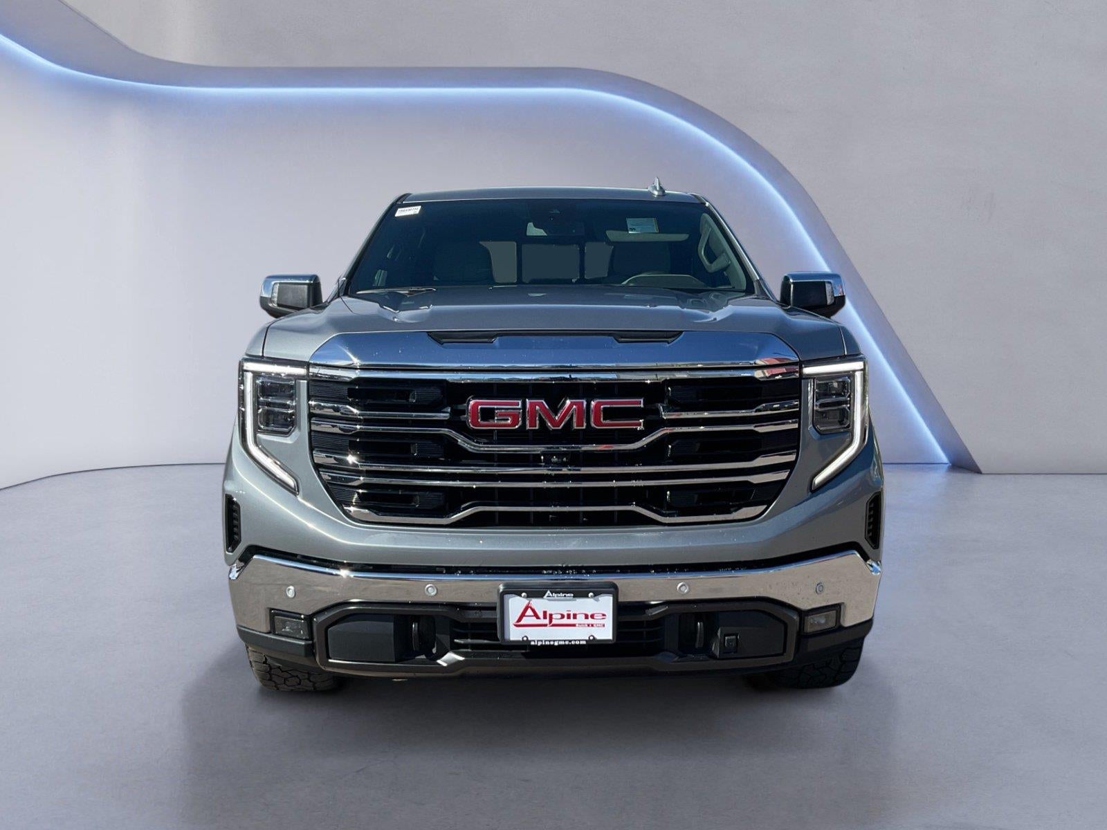 2024 GMC Sierra 1500 SLT - Photo 8