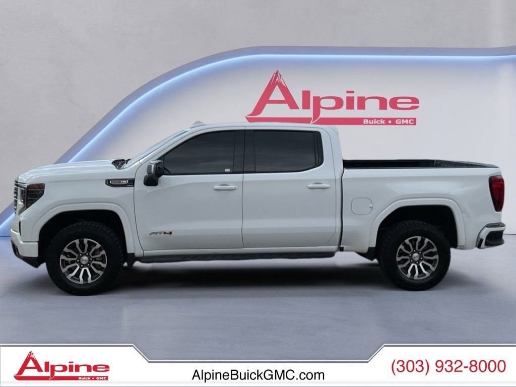 2023 GMC Sierra 1500 AT4
