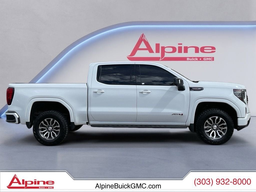 2023 GMC Sierra 1500 AT4