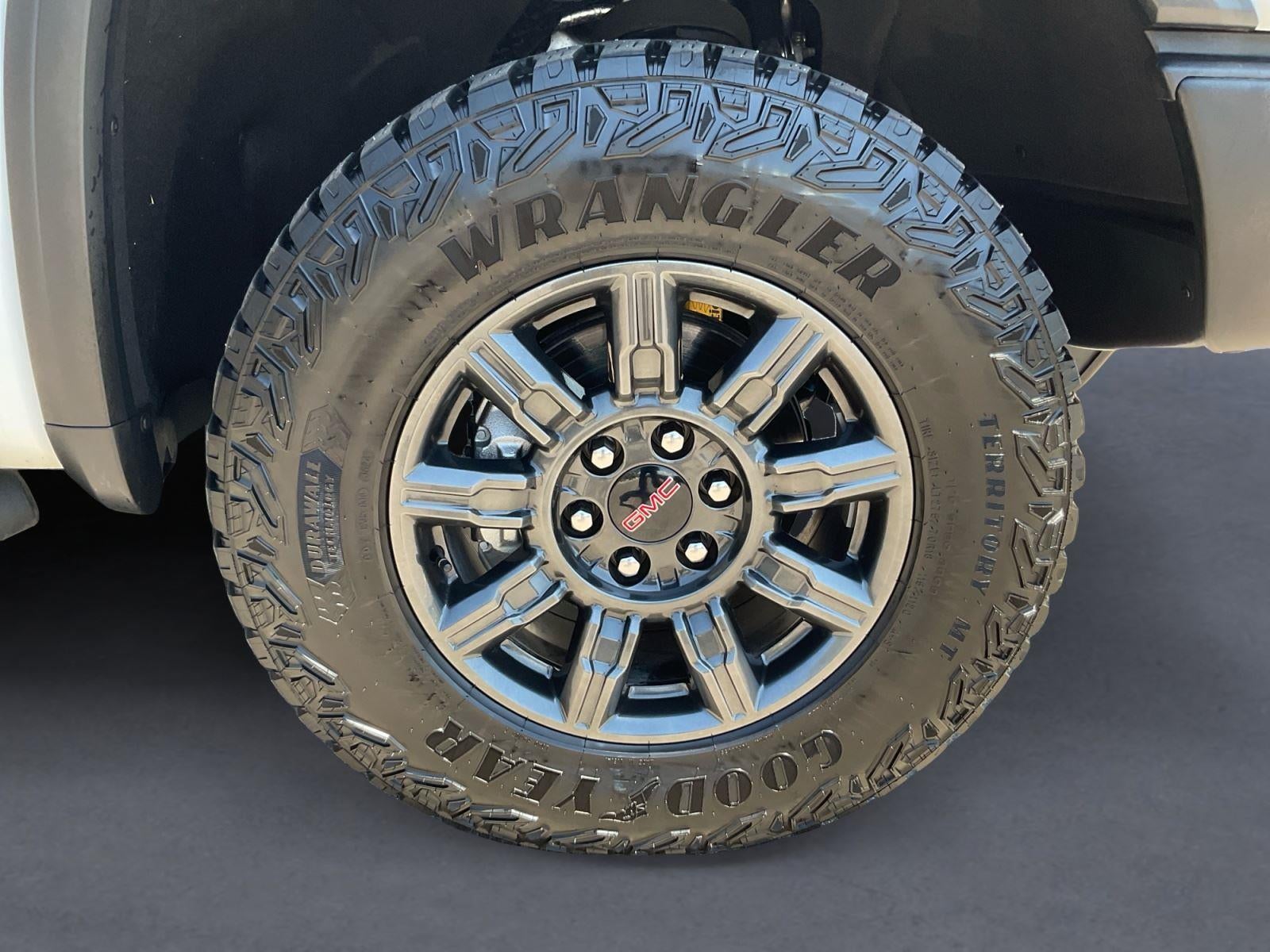 2025 GMC Sierra 1500 AT4X