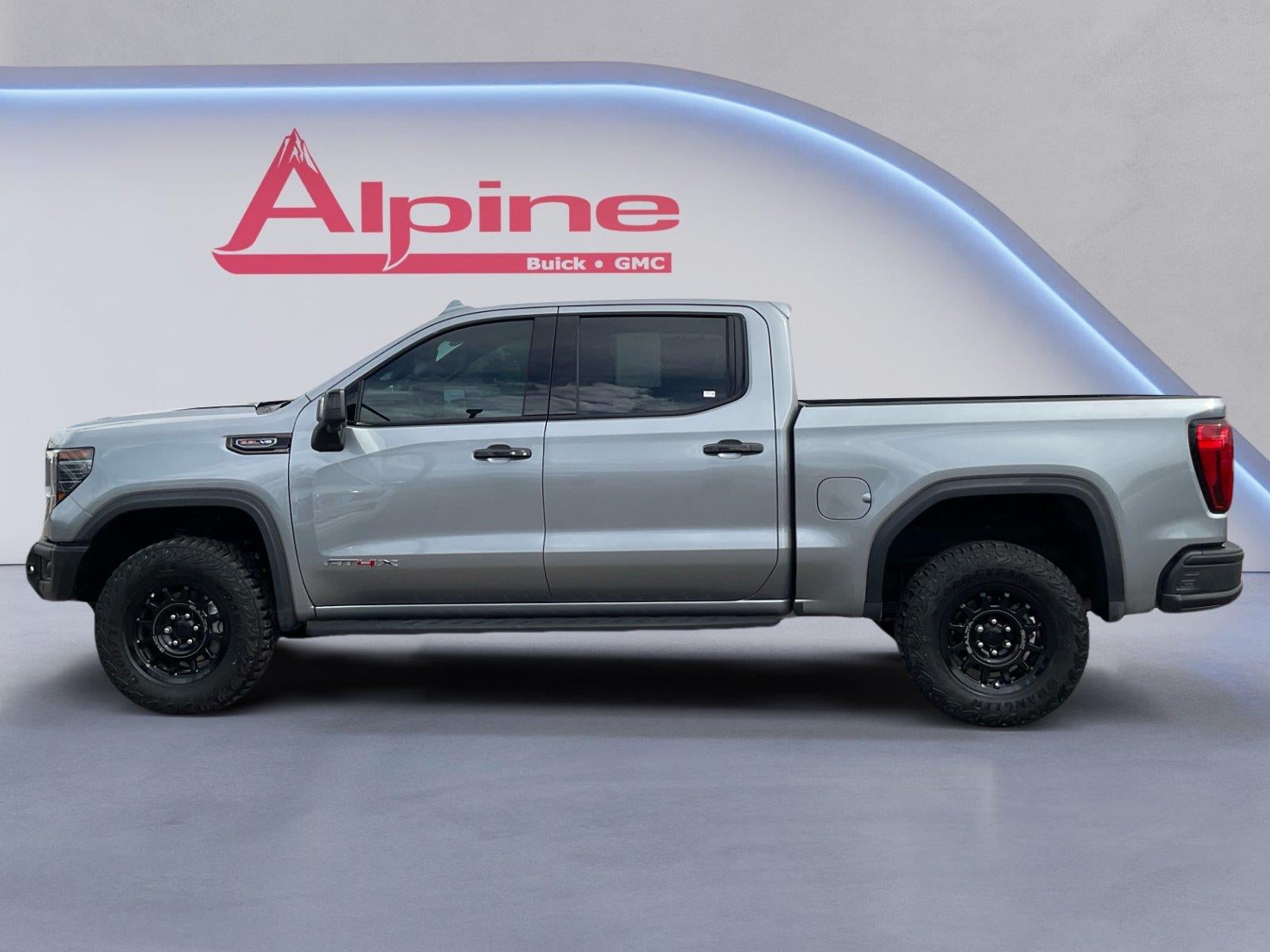 2025 GMC Sierra 1500 AT4X