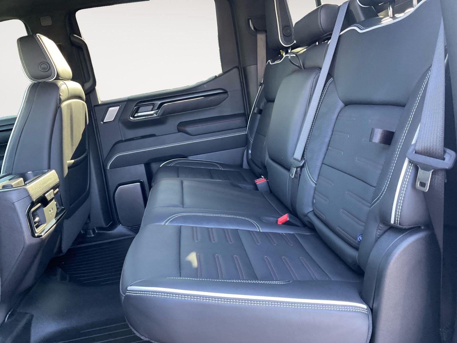 2025 GMC Sierra 1500 AT4X