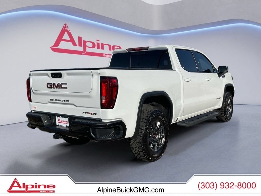 2025 GMC Sierra 1500 AT4X