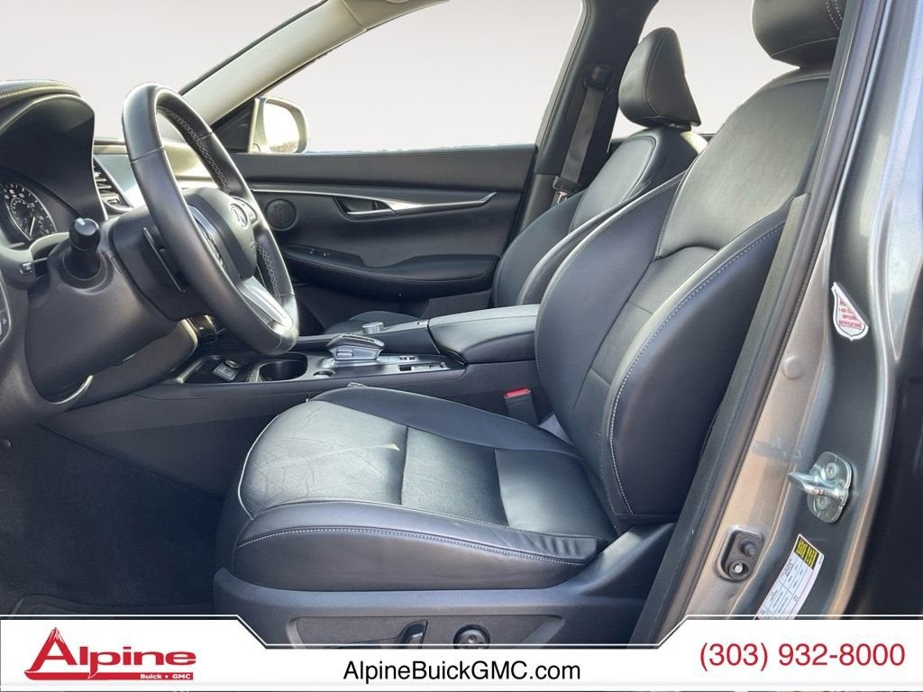 2024 INFINITI QX50 LUXE