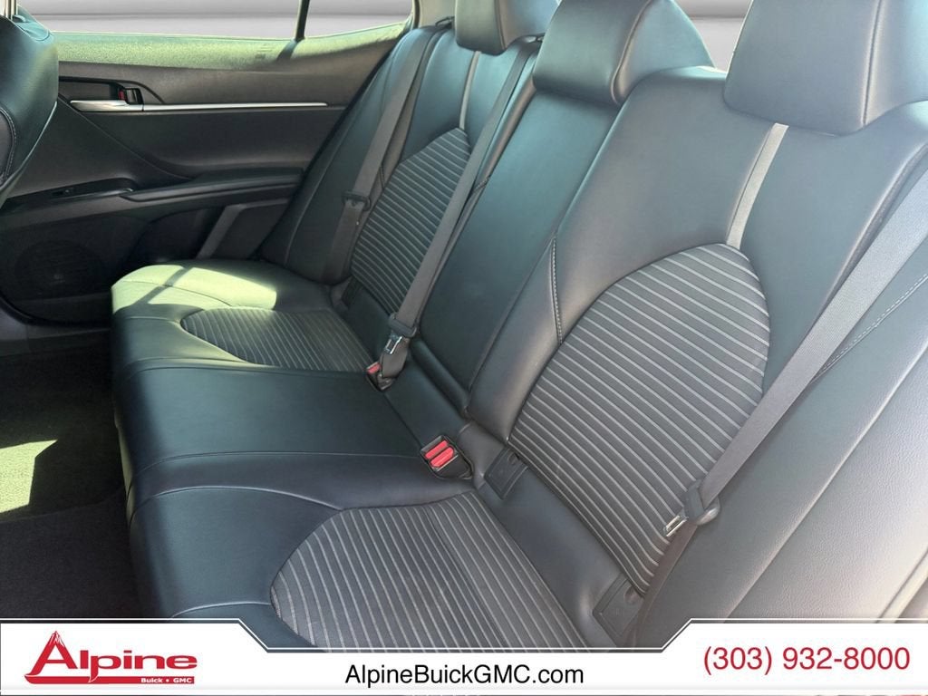 2020 Toyota Camry SE