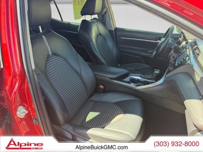 2020 Toyota Camry SE