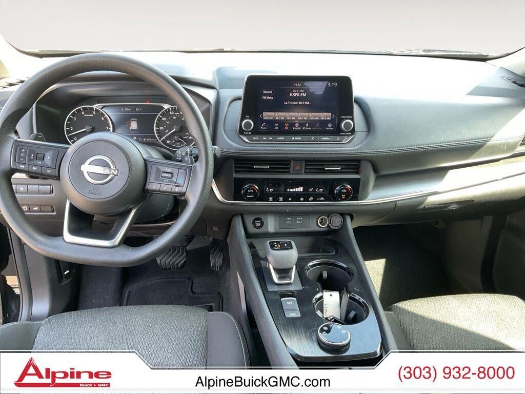 2024 Nissan Rogue SV
