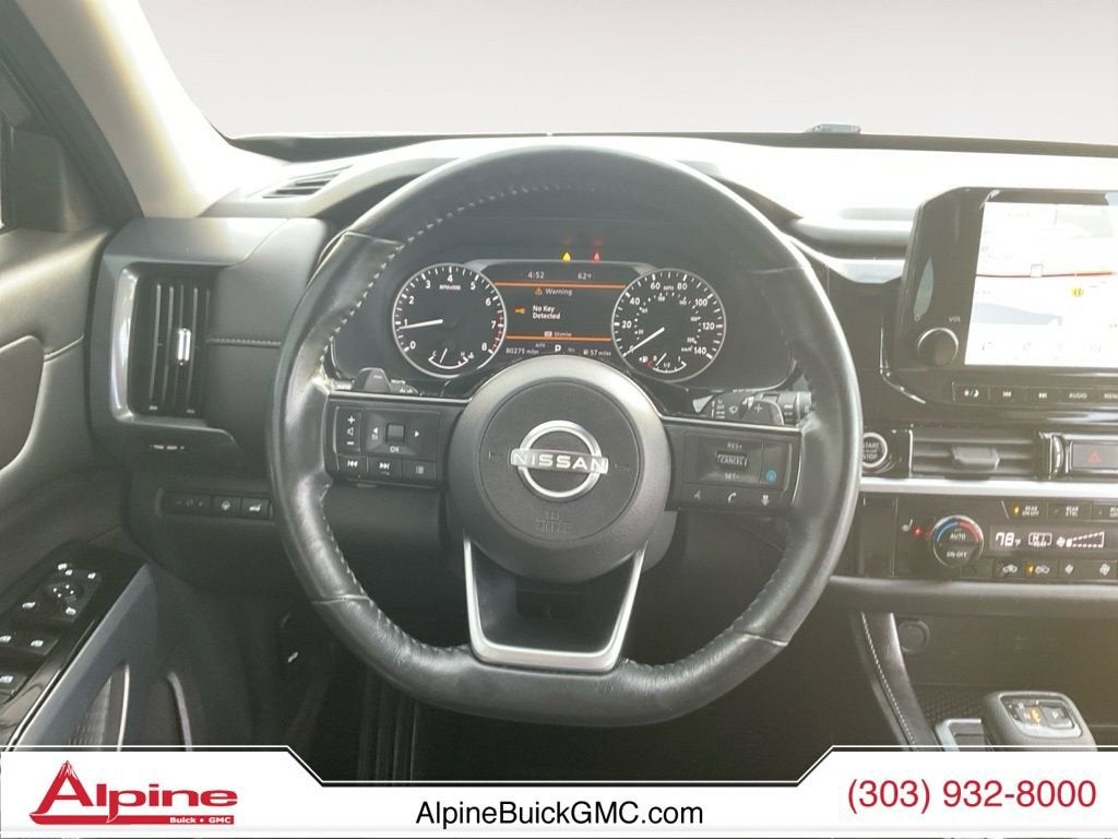 2022 Nissan Pathfinder SL 4WD