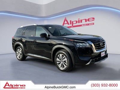 2025 Nissan Pathfinder SL