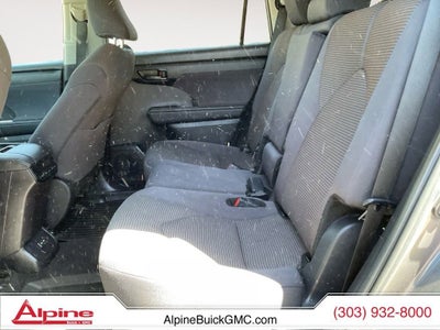 2024 Toyota Highlander LE